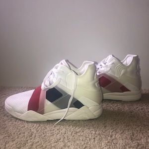 Women’s Fila The Cage 17 Sneakers